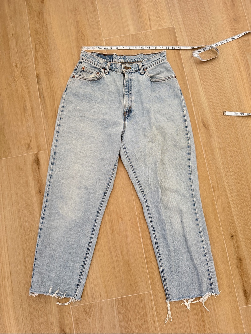 Vintage 90s Levi’s Light Blue High-Rise Women’s Jeans